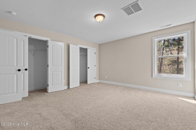 280 Wiregrass Lane, Southern Pines, NC 28387