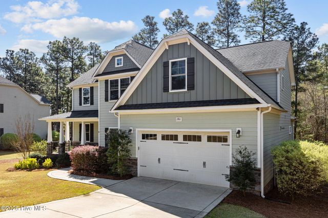 280 Wiregrass Lane, Southern Pines, NC 28387