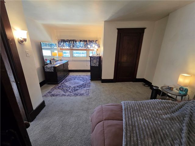 361 Gross St, Bloomfield, PA 15224