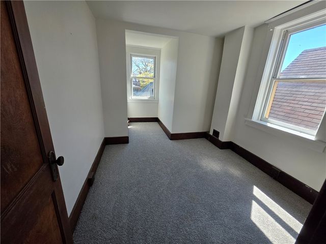 361 Gross St, Bloomfield, PA 15224