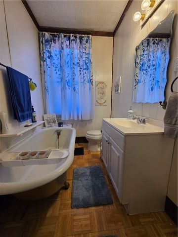 361 Gross St, Bloomfield, PA 15224