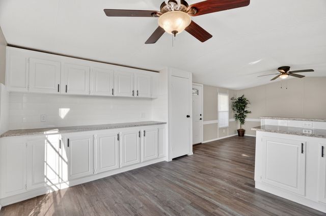 7601 River Run, Granbury, TX 76049