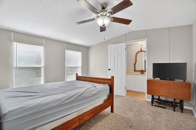 7601 River Run, Granbury, TX 76049