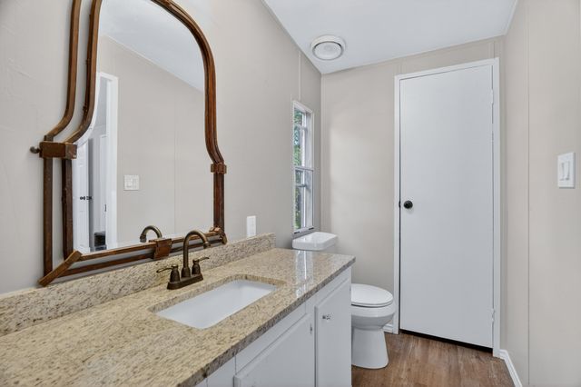 7601 River Run, Granbury, TX 76049