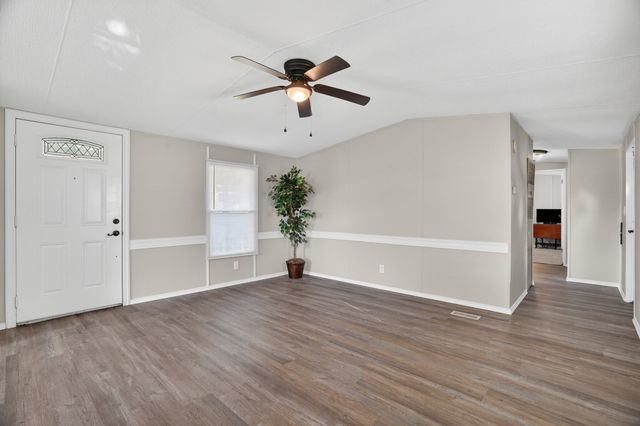 7601 River Run, Granbury, TX 76049