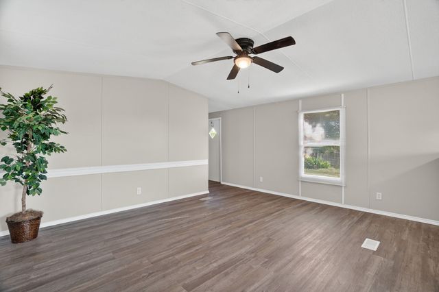 7601 River Run, Granbury, TX 76049