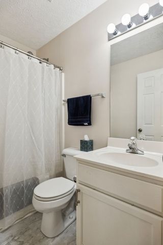 102 Courtside Pl, Hendersonville, TN 37075