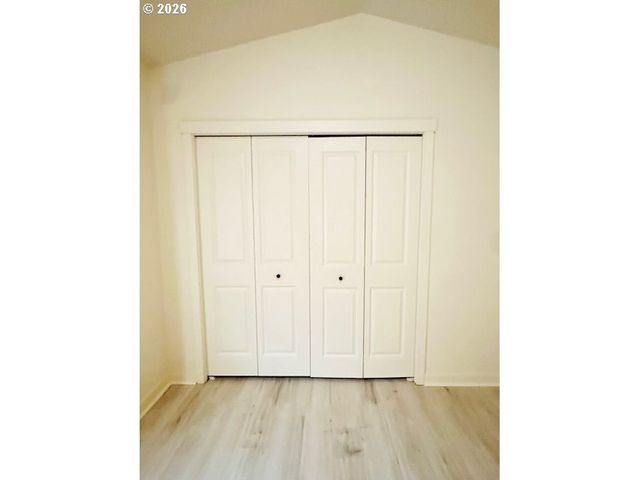 621 Ne GARSWOOD Ln, Hillsboro, OR 97006