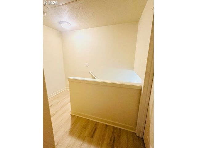 621 Ne GARSWOOD Ln, Hillsboro, OR 97006