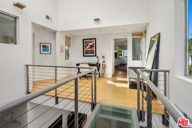 278 Entrada Drive, Santa Monica, CA 90402