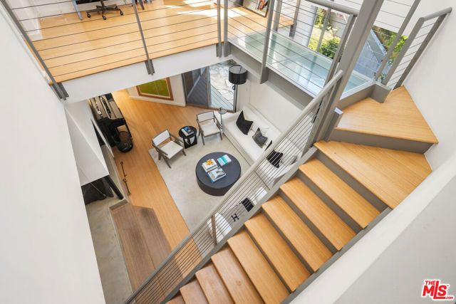 278 Entrada Drive, Santa Monica, CA 90402
