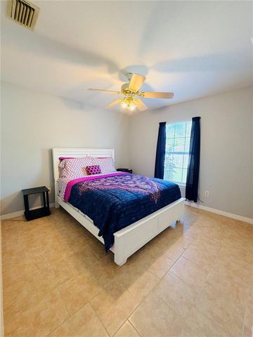 16 PECAN DRIVE LOOP, Ocala, FL 34472