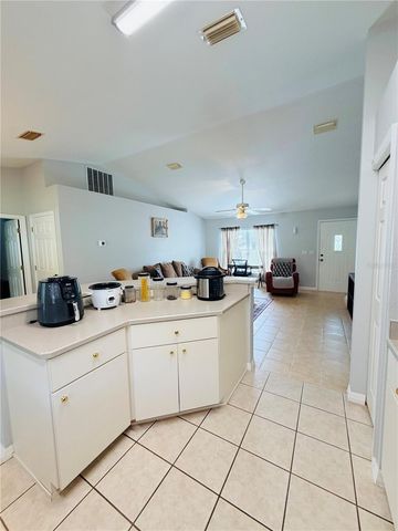 16 PECAN DRIVE LOOP, Ocala, FL 34472