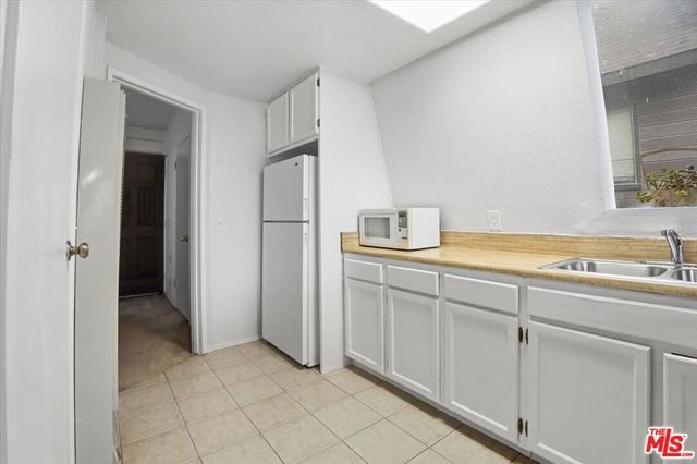 27071 Overlook Lane, Lake Arrowhead, CA 92352