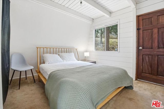27071 Overlook Lane, Lake Arrowhead, CA 92352