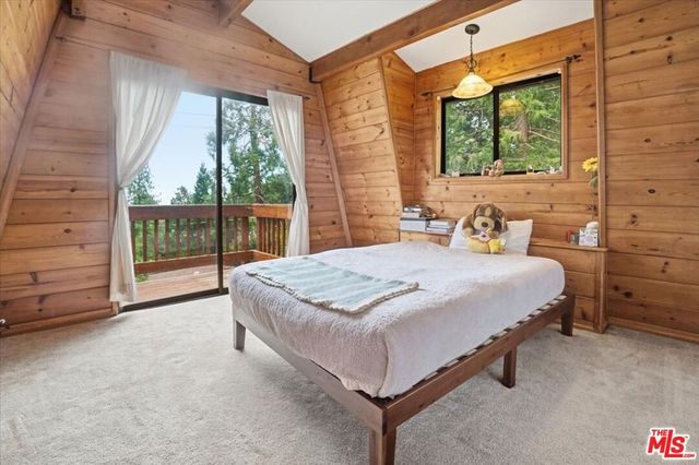27071 Overlook Lane, Lake Arrowhead, CA 92352