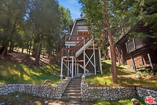 27071 Overlook Lane, Lake Arrowhead, CA 92352