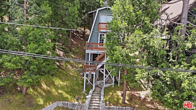 27071 Overlook Lane, Lake Arrowhead, CA 92352