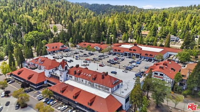 27071 Overlook Lane, Lake Arrowhead, CA 92352