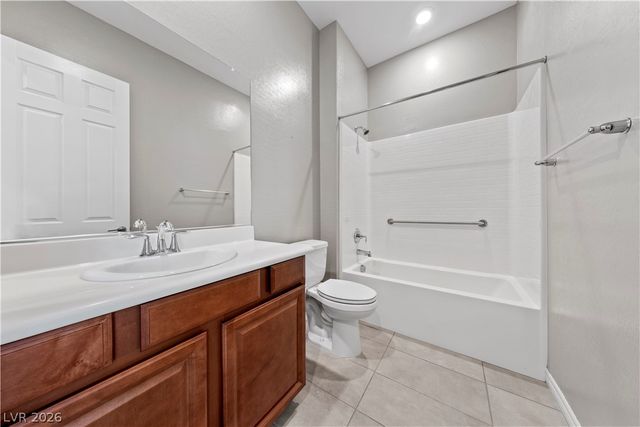 208 Coltrane Canyon Avenue, Henderson, NV 89011