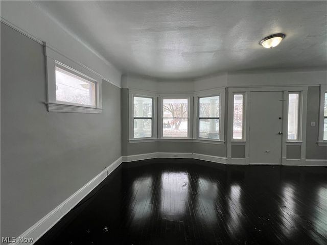 2222 W 98th Street, Cleveland, OH 44102