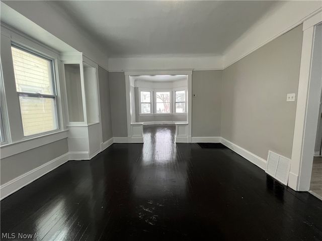 2222 W 98th Street, Cleveland, OH 44102