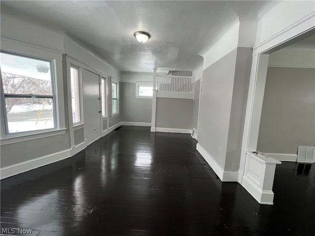 2222 W 98th Street, Cleveland, OH 44102