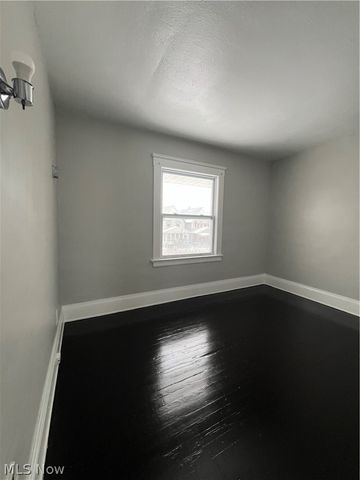 2222 W 98th Street, Cleveland, OH 44102