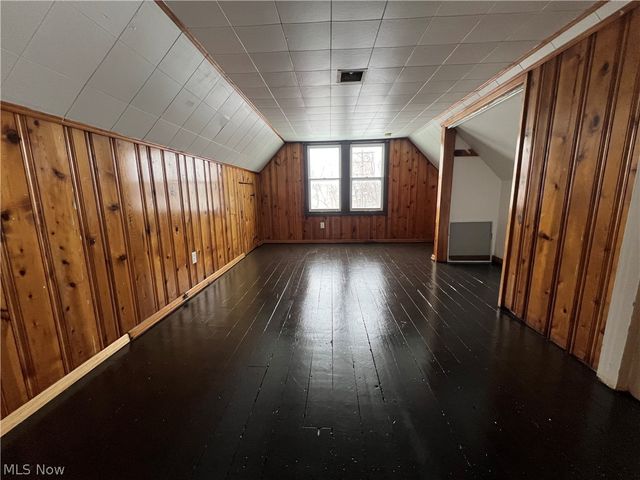 2222 W 98th Street, Cleveland, OH 44102