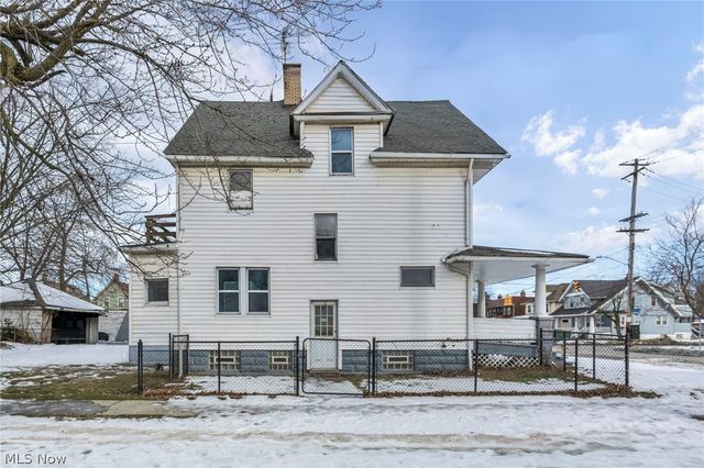 2222 W 98th Street, Cleveland, OH 44102