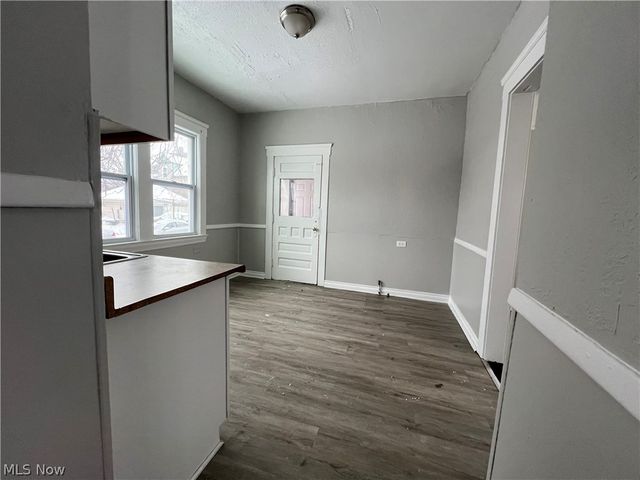 2222 W 98th Street, Cleveland, OH 44102