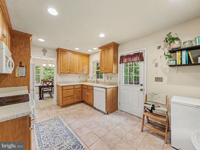 1006 ISABELLA DR, Stafford, VA 22554