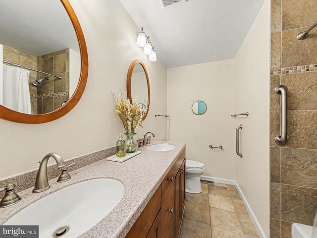 1006 ISABELLA DR, Stafford, VA 22554