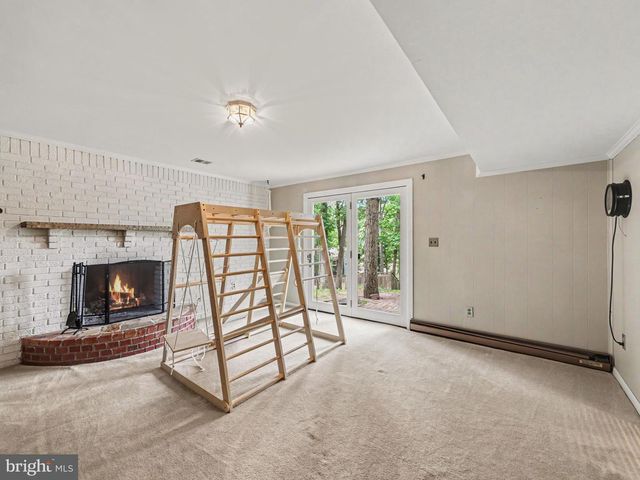 1006 ISABELLA DR, Stafford, VA 22554
