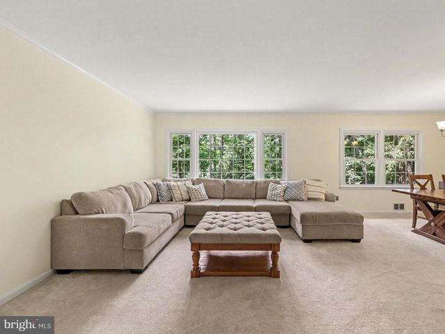 1006 ISABELLA DR, Stafford, VA 22554