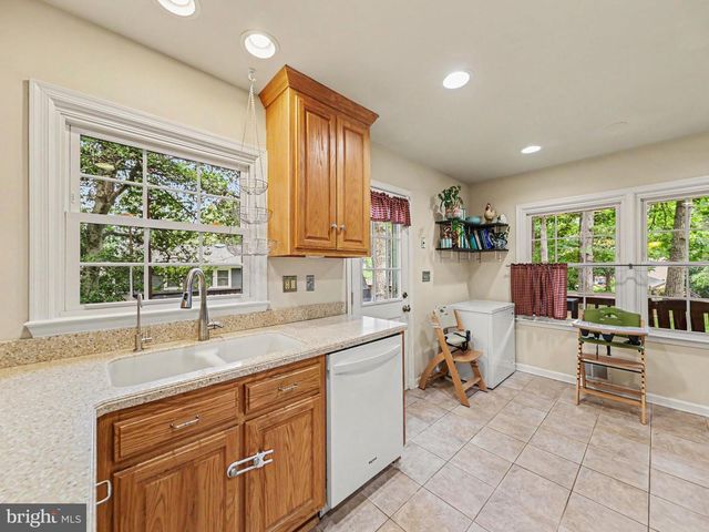 1006 ISABELLA DR, Stafford, VA 22554