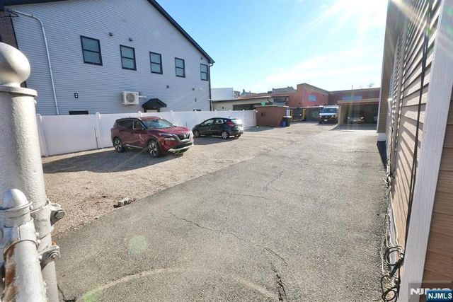 125-129 Malvern Street, Newark, NJ 07105