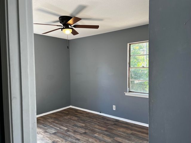 4335 FORD RD, Memphis, TN 38109