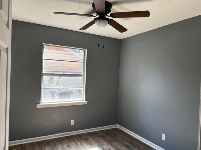 4335 FORD RD, Memphis, TN 38109