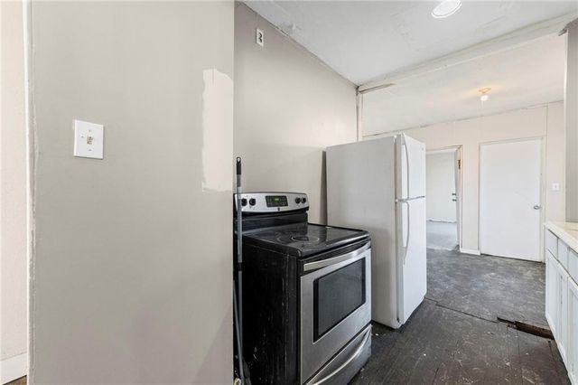 4200 Monroe Avenue, Kansas City, MO 64130