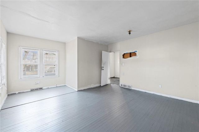 4200 Monroe Avenue, Kansas City, MO 64130