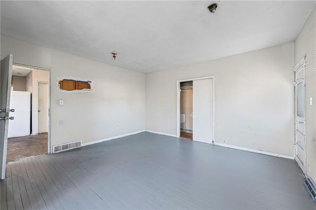 4200 Monroe Avenue, Kansas City, MO 64130