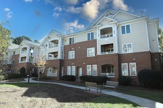 100 Northbrook Drive 207, Raleigh, NC 27609