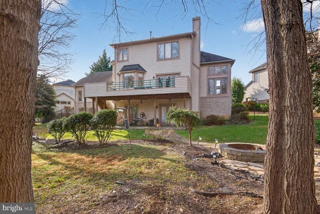 11300 WATER POINTE CIR, Reston, VA 20194