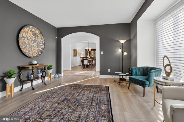 11300 WATER POINTE CIR, Reston, VA 20194