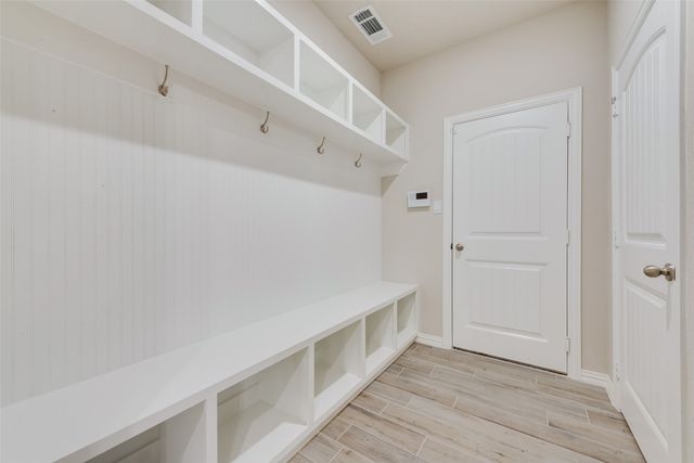 2911 Mossy Oak Drive, Terrell, TX 75160