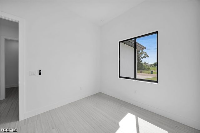 3423 NE 13th AVE, Cape Coral, FL 33909