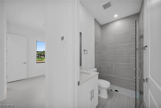 3423 NE 13th AVE, Cape Coral, FL 33909