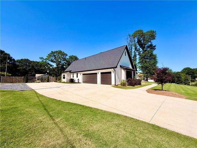 8535 Loy Lane, Gainesville, GA 30506