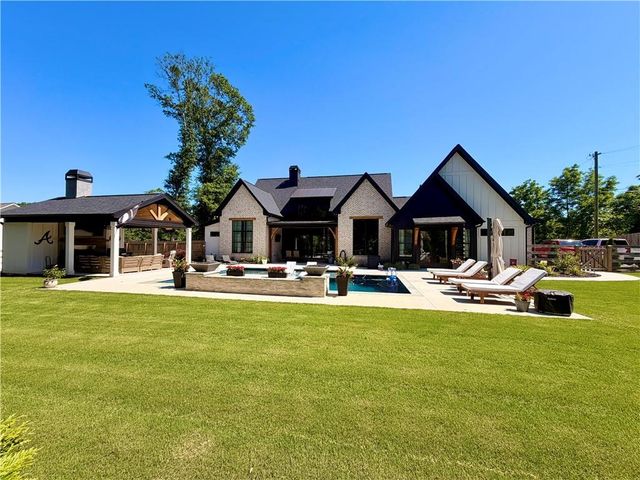 8535 Loy Lane, Gainesville, GA 30506